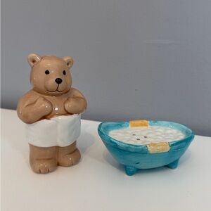 Bear and Bath Salt & Pepper Shaker Set